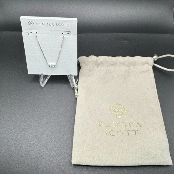Kendra Scott Juliette Silver Pendant Necklace in White Clear Cubic Zirconia 19” - Picture 3 of 7